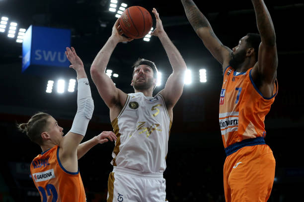 也反映出欧 也反映出欧